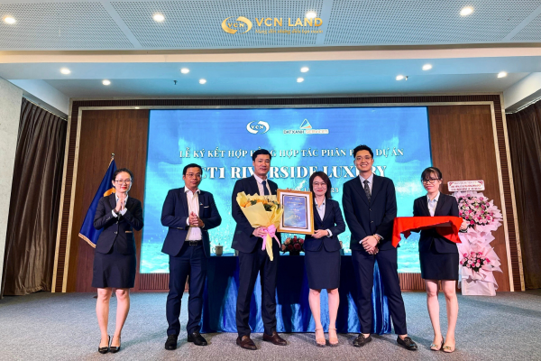 LỄ KÝ KẾT HỢP ĐỒNG HỢP TÁC PHÂN PHỐI DỰ ÁN CT1 RIVERSIDE LUXURY