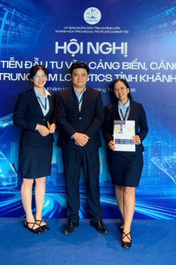 VCN THAM GIA HỘI NGHỊ XÚC TIẾN ĐẦU TƯ CẢNG BIỂN, CẢNG CẠN VÀ TRUNG TÂM LOGISTICS – GIỚI THIỆU CỤM CÔNG NGHIỆP DIÊN THỌ VCN ĐẾN CỘNG ĐỒNG DOANH NGHIỆP